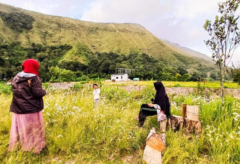 Общежитие Tangga Bungalows