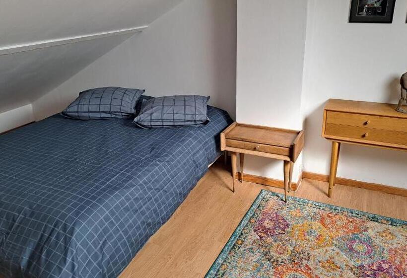 ベッドアンドブレックファースト Cosy Room