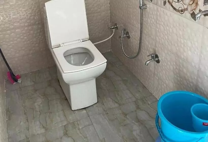 Aamiaismajoitus (B&B) Village Inn By Stayapart