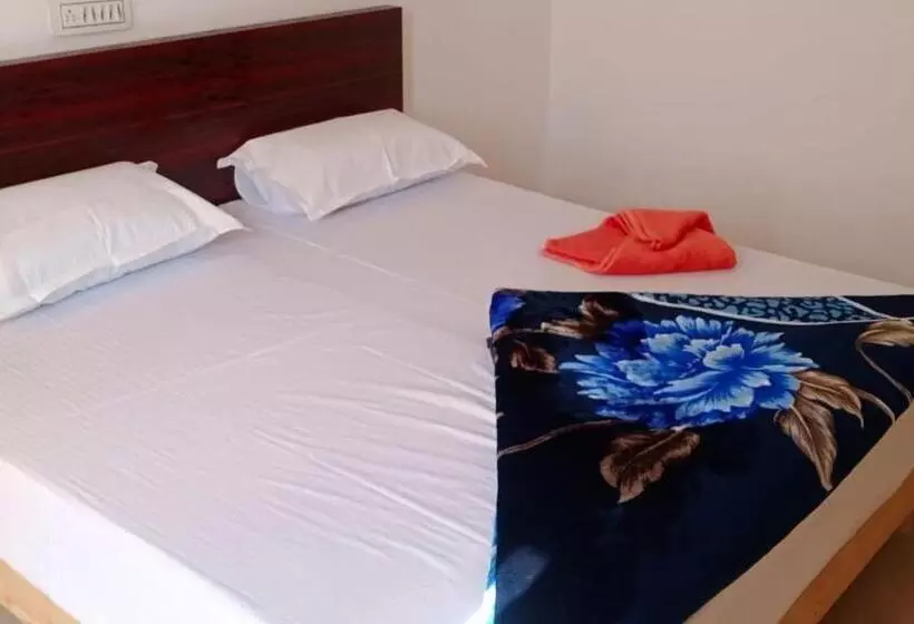 Aamiaismajoitus (B&B) Village Inn By Stayapart