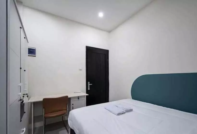 Hotelli Cove Veranda