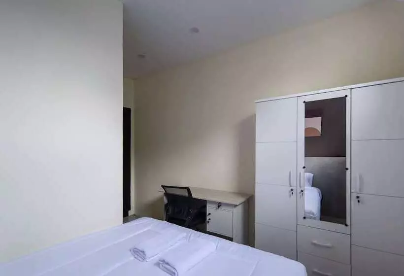 Hotelli Cove Veranda