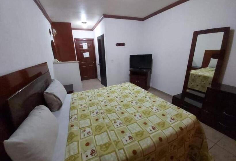 فندق Estación Guadalajara