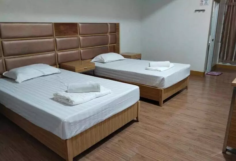 Meaco Royal Hotel   Valenzuela