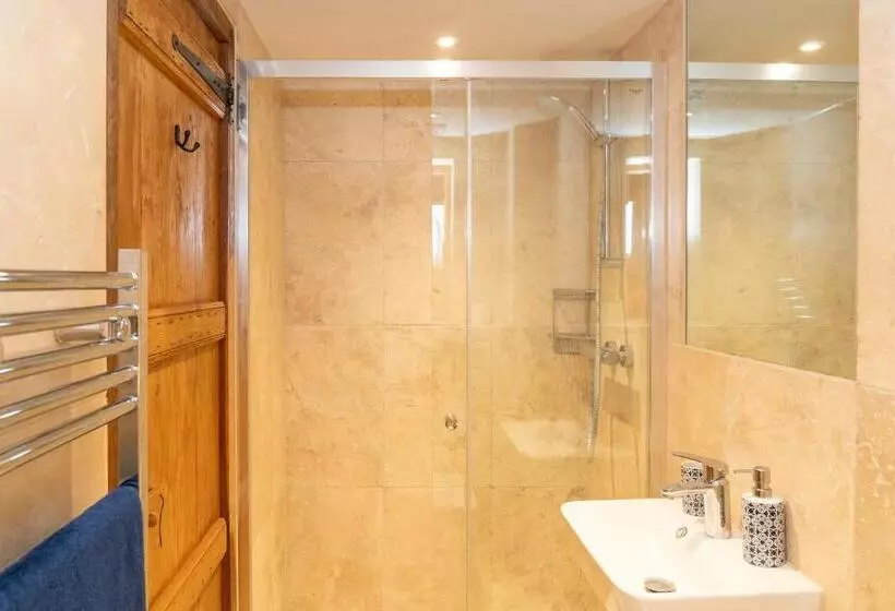 ペンション Jossie S Snug