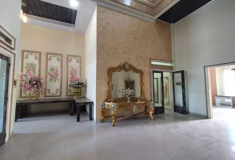 Majatalo Zahira Guesthouse Syariah