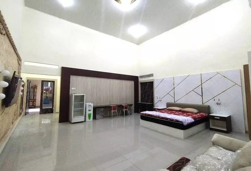 Majatalo Zahira Guesthouse Syariah