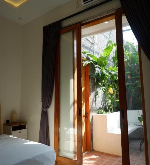 Szálló Bromo Venture