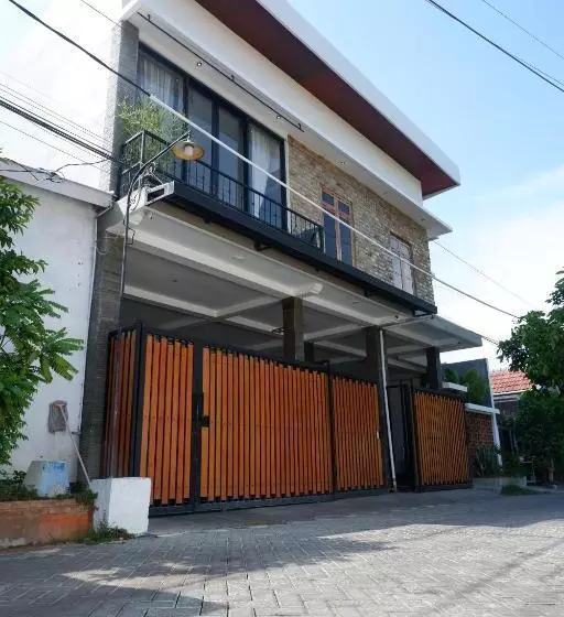 Herberge Bromo Venture