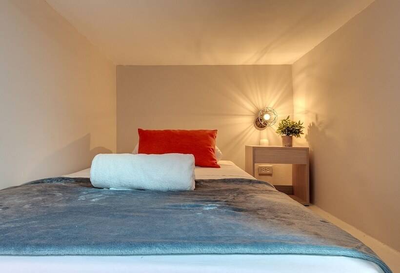 ユースホステル Dorado Plaza Getsemani