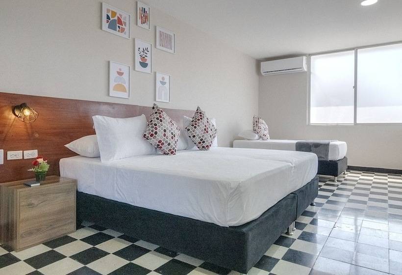 ユースホステル Dorado Plaza Getsemani