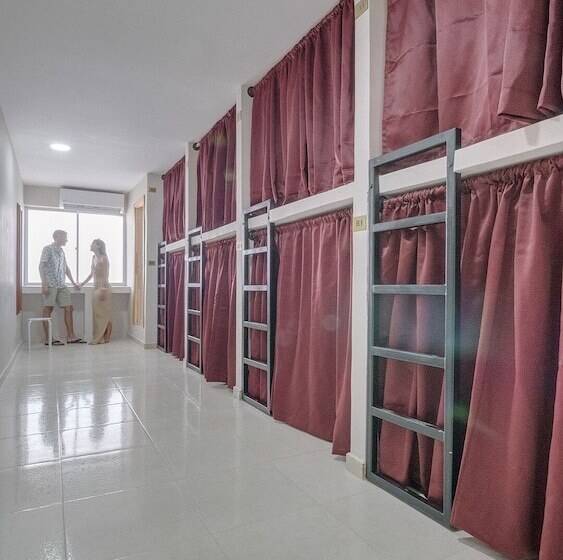 ユースホステル Dorado Plaza Getsemani