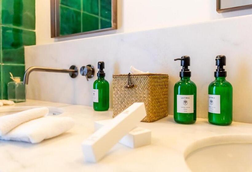 هتل Cap Menorca Relais & Chateaux