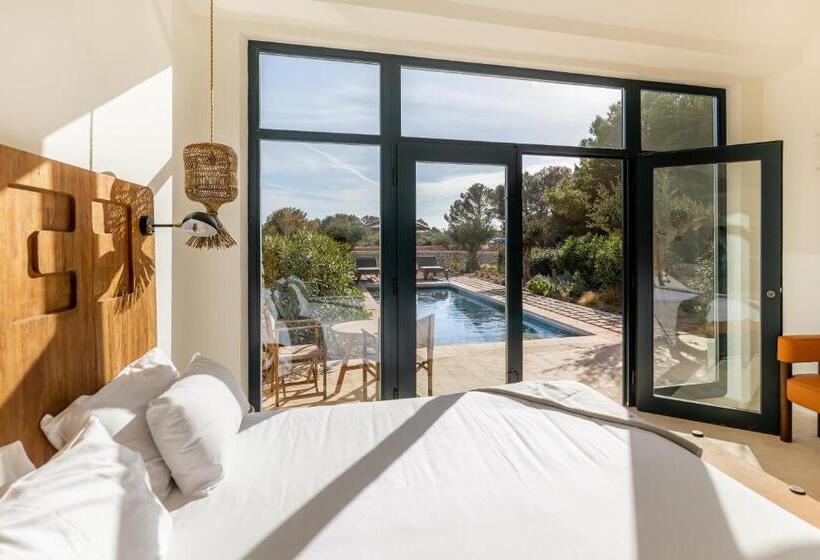 هتل Cap Menorca Relais & Chateaux