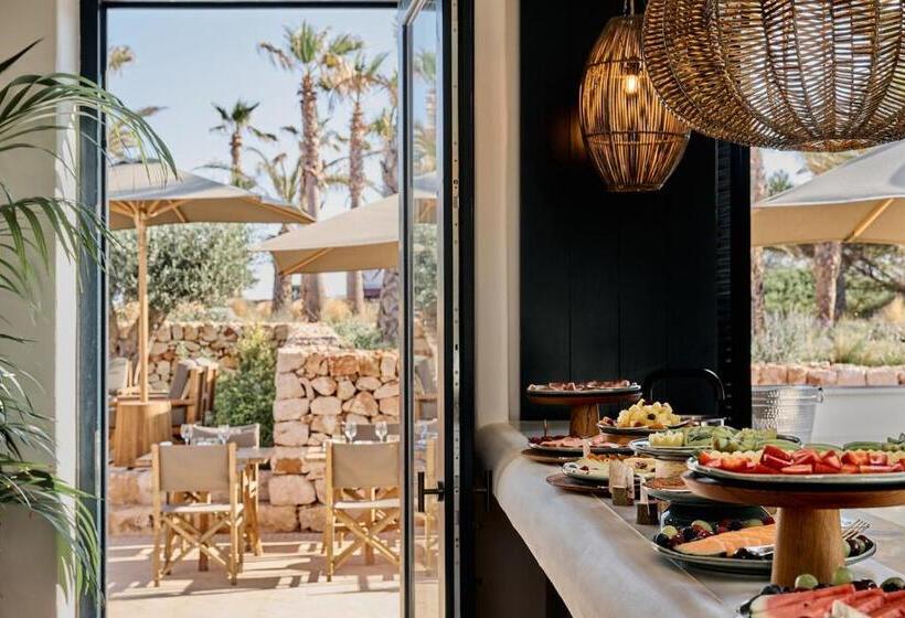 هتل Cap Menorca Relais & Chateaux