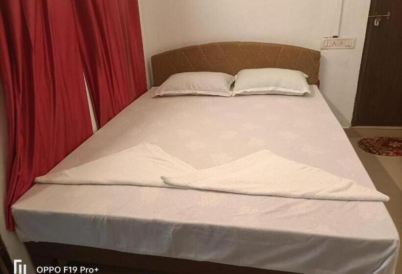 ホテル Dona Residency