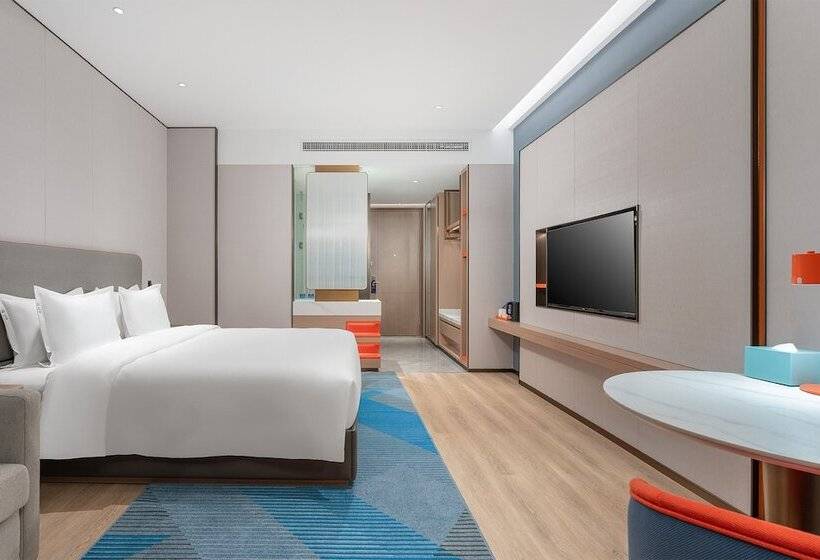 Hotel Holiday Inn Express Bazhong Center, An Ihg