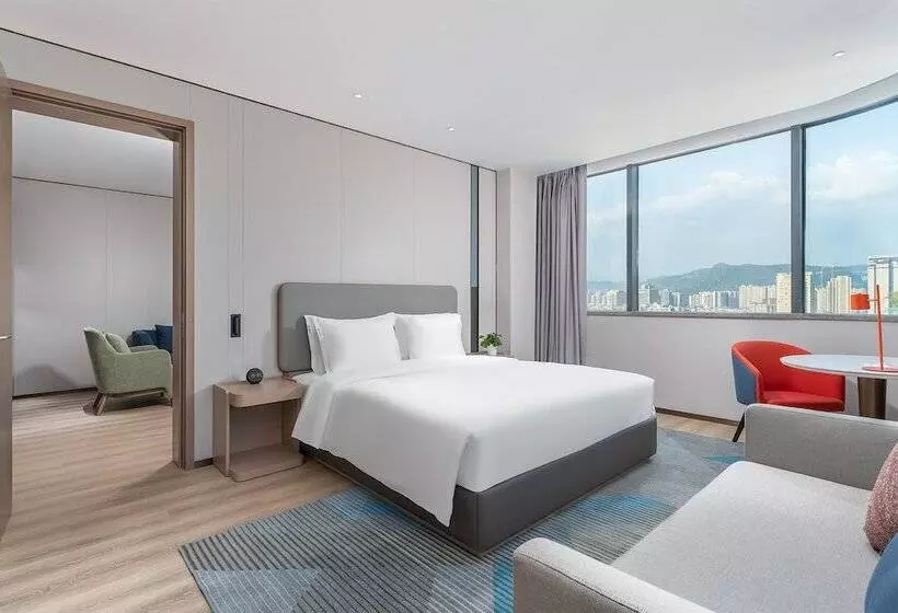 Hotelli Holiday Inn Express Bazhong Center, An Ihg
