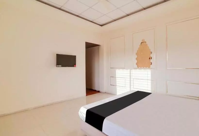 Hotelli Oyo Saubhagya Shri Resort