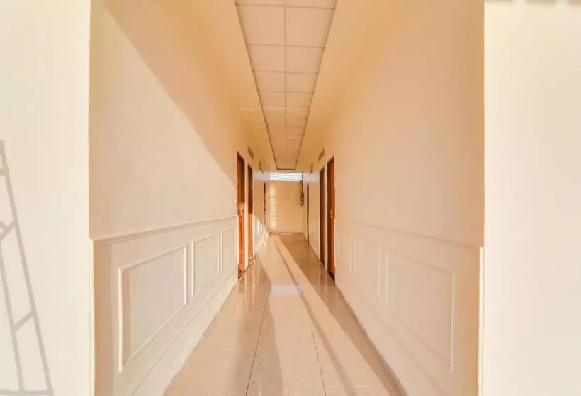 Hotelli Oyo Saubhagya Shri Resort