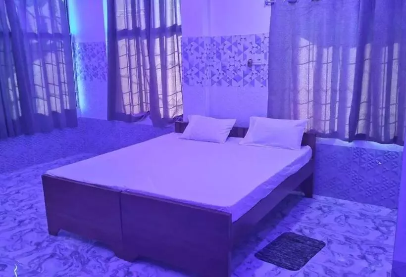 ホテル Ruchi Guest House