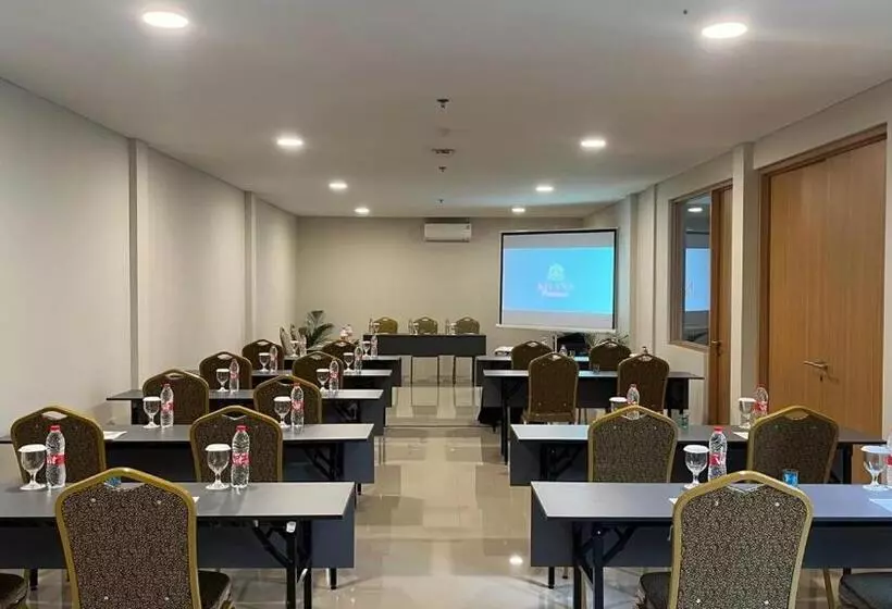 Kiyana Premiere Hotel Batang