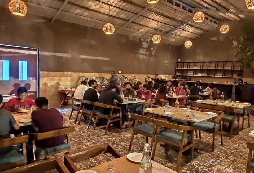 Mango Leaf Lake Resort