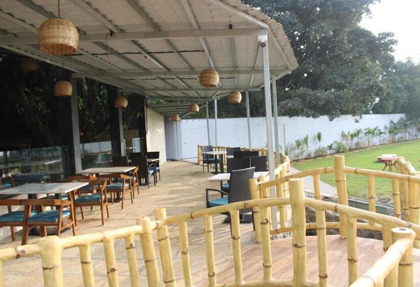 Mango Leaf Lake Resort