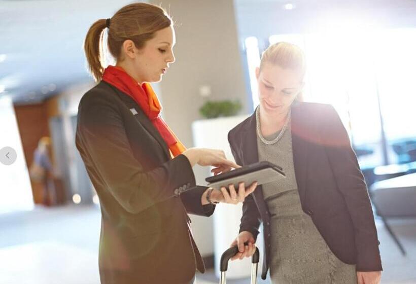 Novotel Jiaxing Port Area