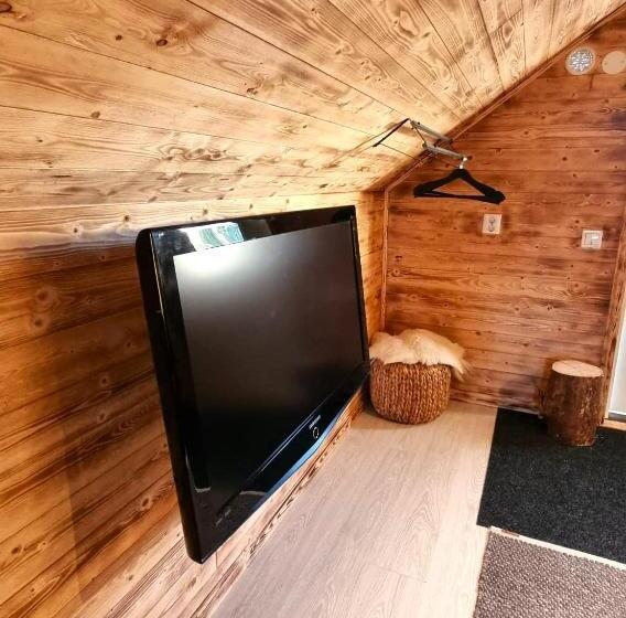 پانسیون Cozy Cabin Styled Loft