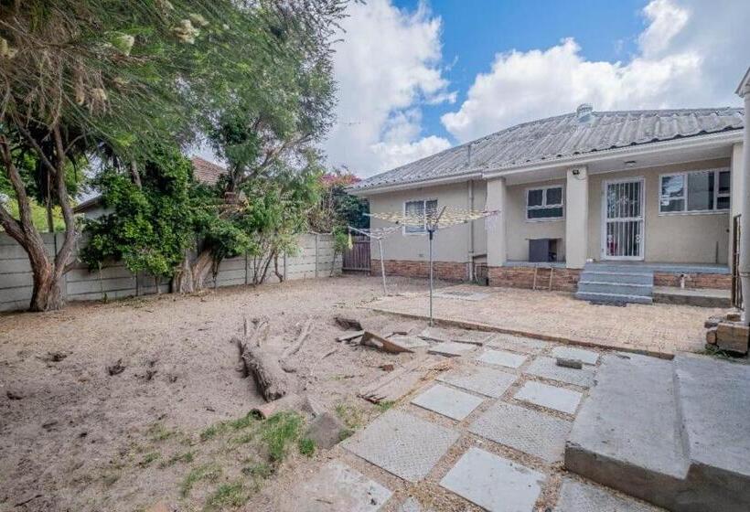 펜션 Oakdale Guest House