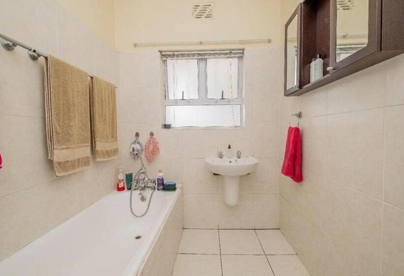 펜션 Oakdale Guest House