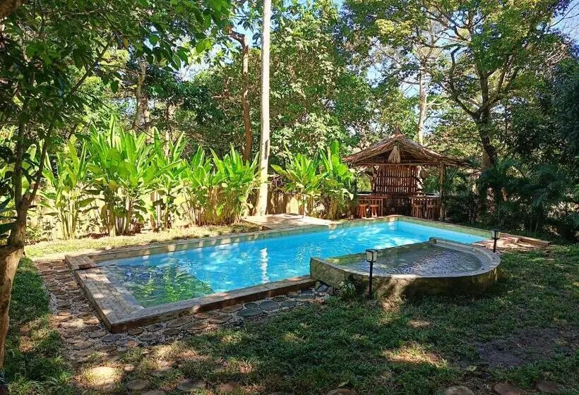 リゾートホテル Kawai Duli Bungalows 1