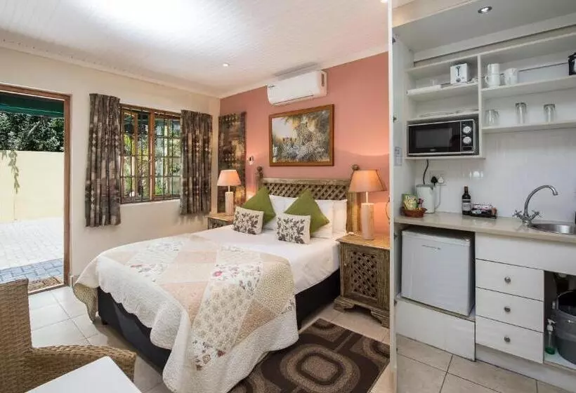 تختخواب و صبحانه Algoa Guest House Summerstrand