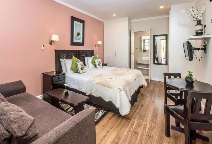 تختخواب و صبحانه Algoa Guest House Summerstrand