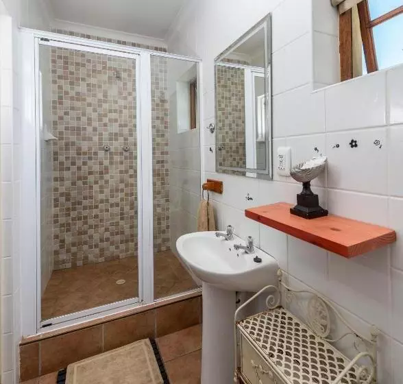 تختخواب و صبحانه Algoa Guest House Summerstrand