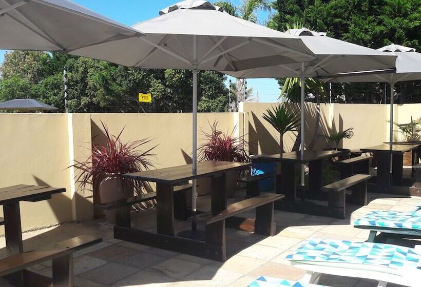 تختخواب و صبحانه Anchorage Guest House