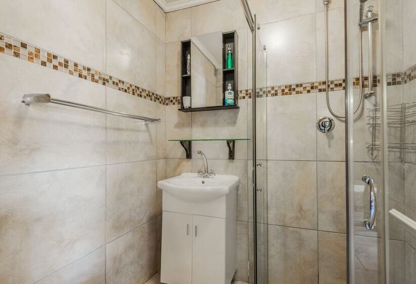 تختخواب و صبحانه Anchorage Guest House
