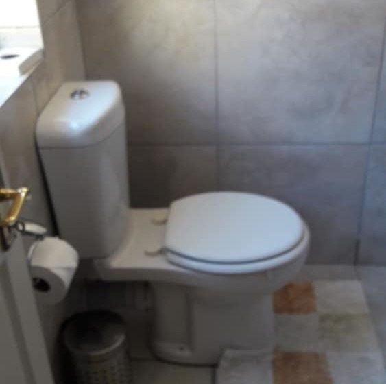 تختخواب و صبحانه Anchorage Guest House