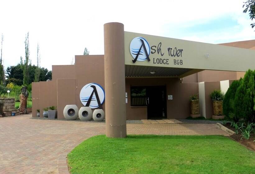 Bed and Breakfast Ash River Lodge