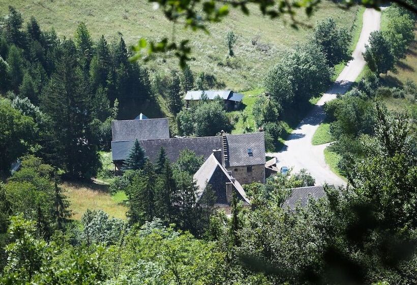 مبيت وإفطار Au Fil Des Saisons