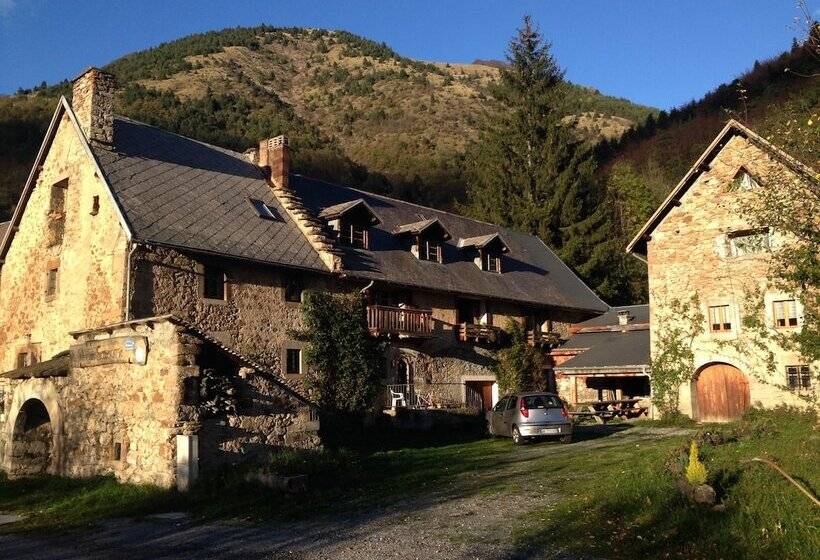 مبيت وإفطار Au Fil Des Saisons