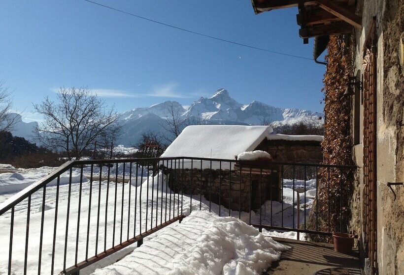مبيت وإفطار Au Fil Des Saisons