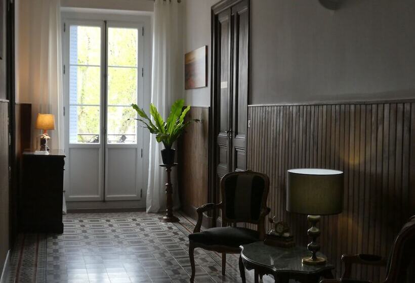 مبيت وإفطار Chambre D Hôtes Eloi Merle