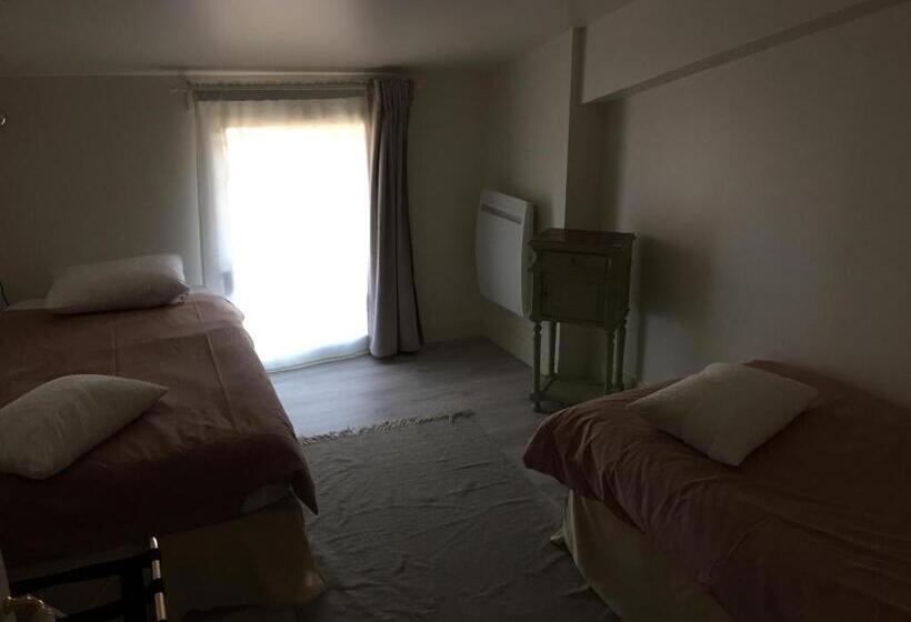 צימר Domaine En Castanet