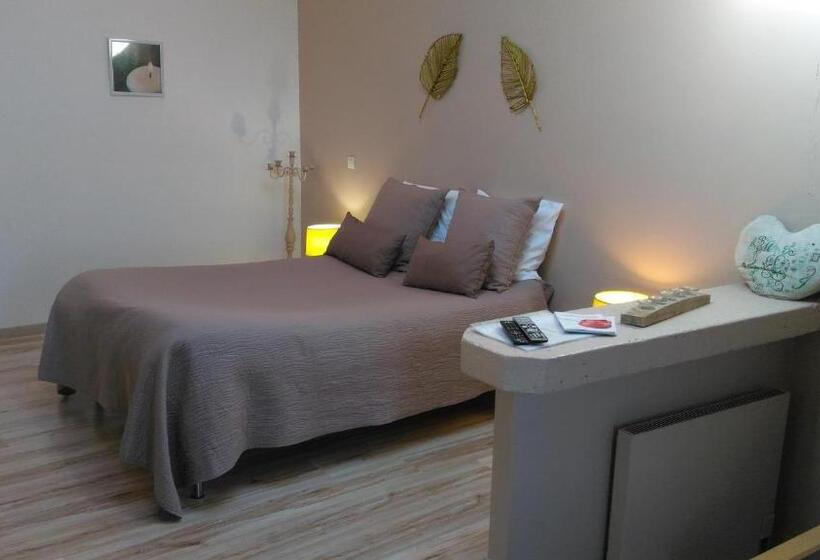 مبيت وإفطار Esprit Garrigues D Uzès