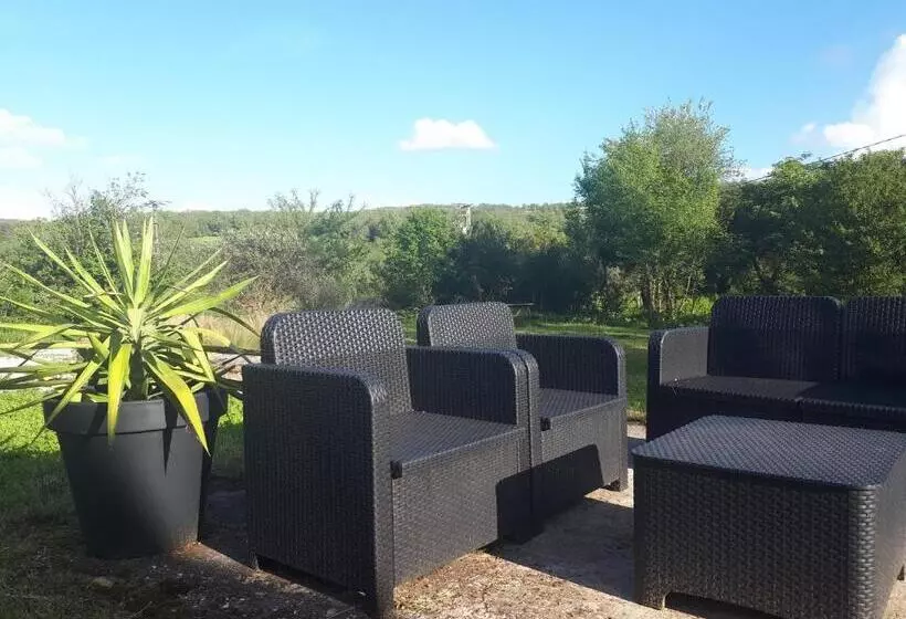 Aamiaismajoitus (B&B) La Ferme De Roquedure