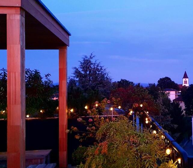 בית מלון כפרי Apart