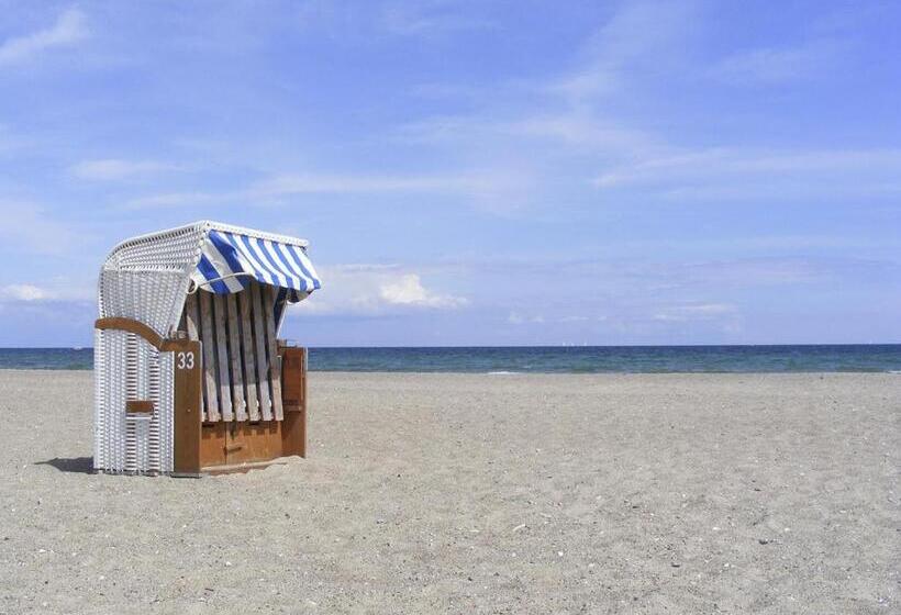 Bel Air Strandhotel Glowe