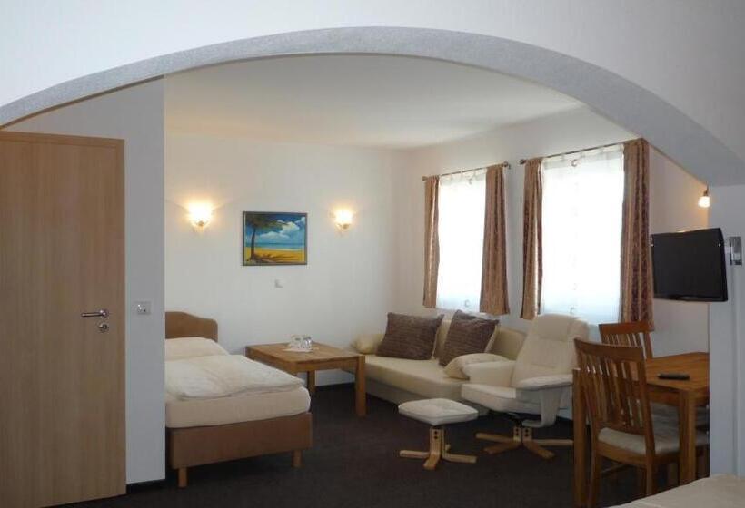 בית מלון כפרי Echinger Hof